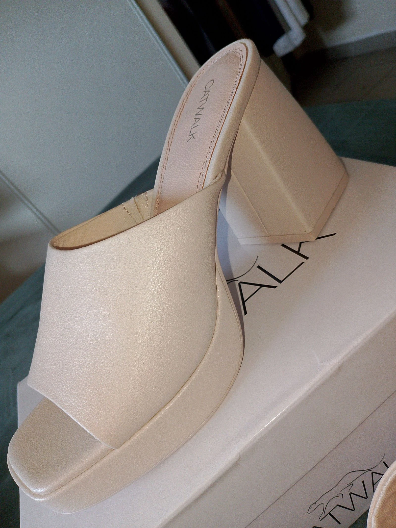 Mullas con tacón y plataforma Catwalk – Talla 40 – Nuevas – photo 2